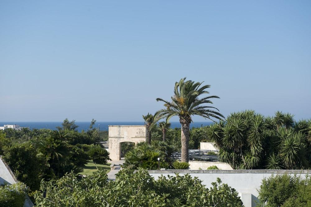 Grand Hotel Masseria Santa Lucia Ostuni Exteriör bild