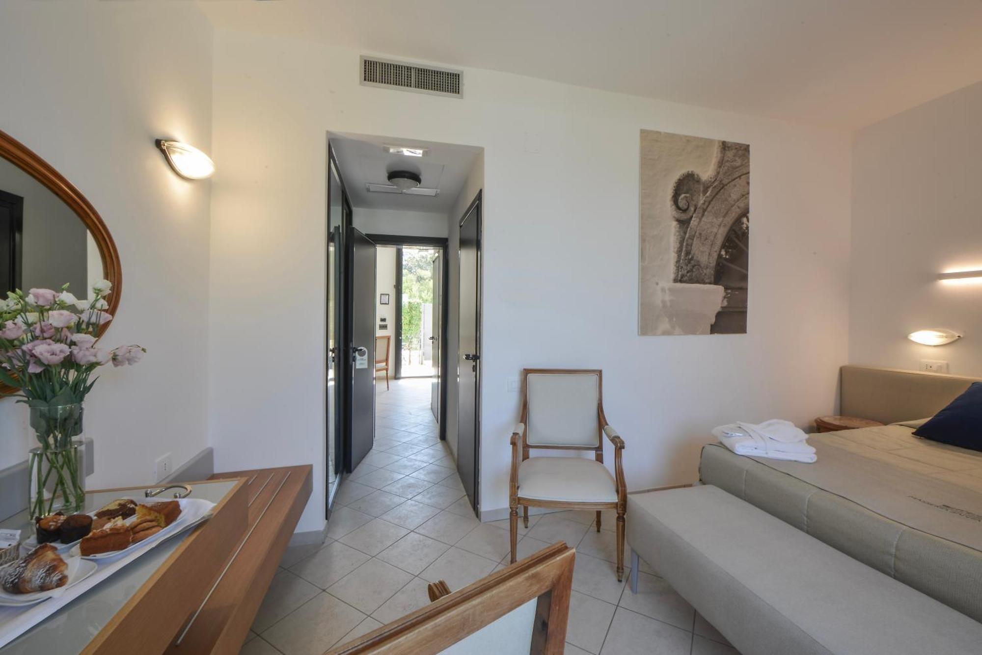 Grand Hotel Masseria Santa Lucia Ostuni Exteriör bild